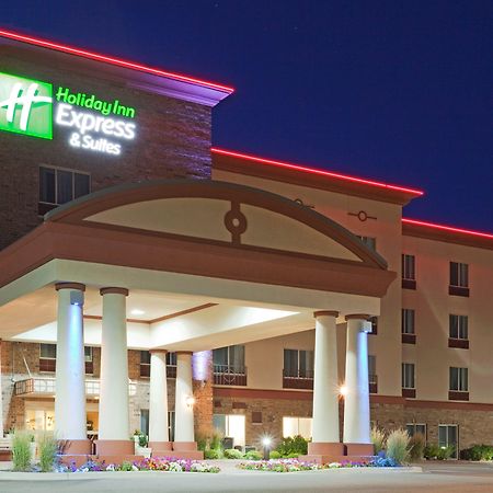 Holiday Inn Express & Suites Wausau By Ihg Weston Екстериор снимка