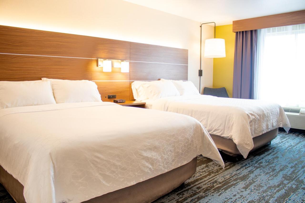 Holiday Inn Express & Suites Wausau By Ihg Weston Екстериор снимка
