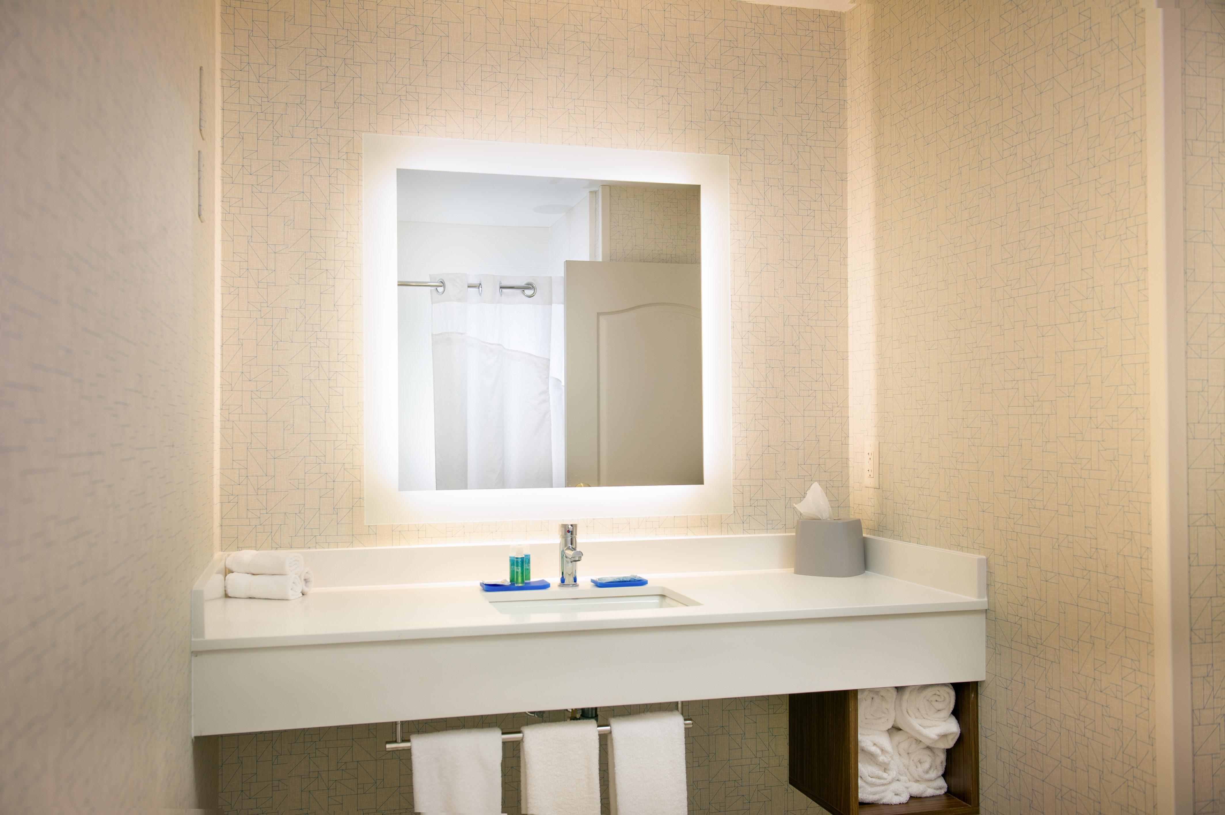 Holiday Inn Express & Suites Wausau By Ihg Weston Екстериор снимка