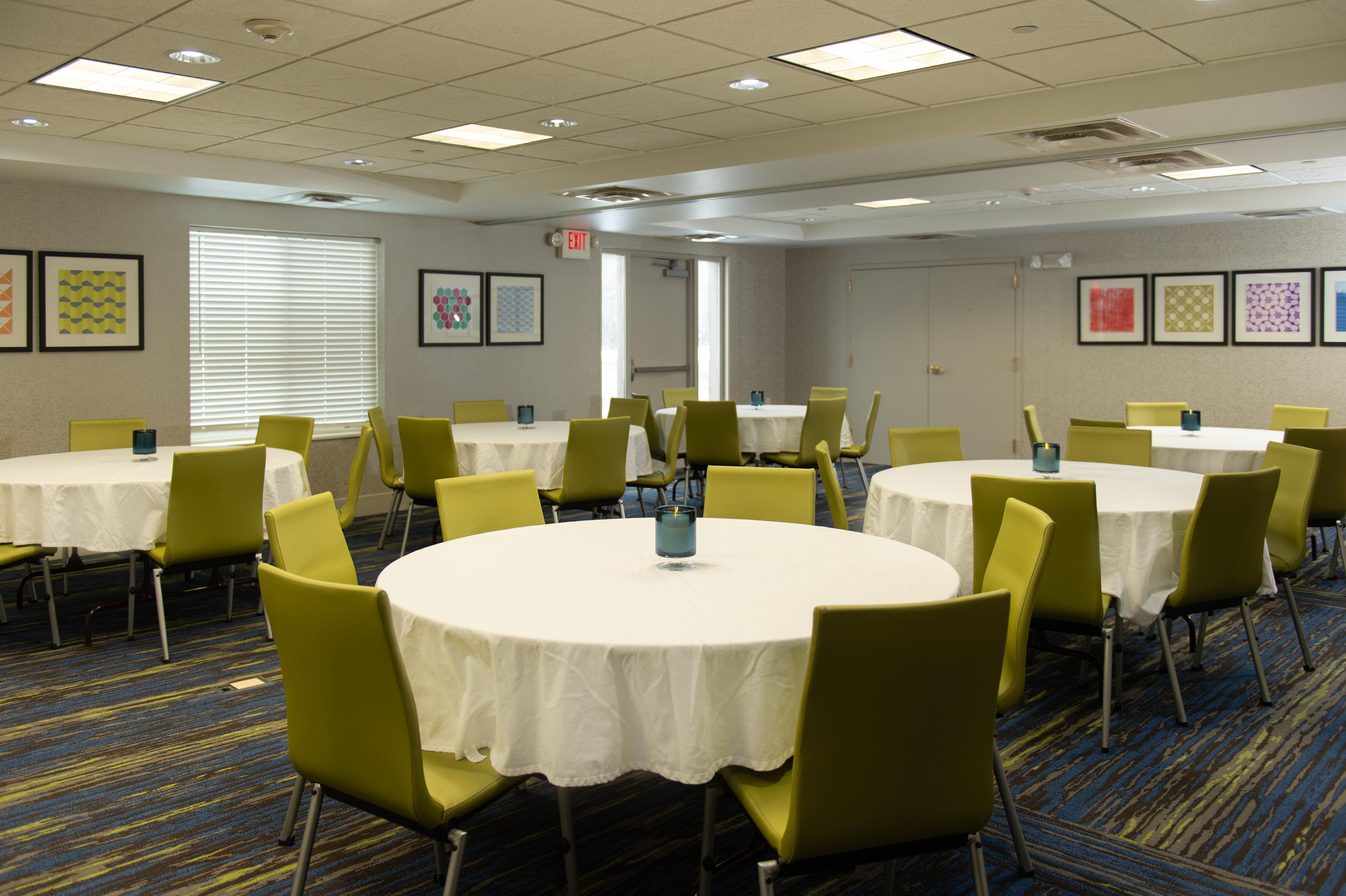 Holiday Inn Express & Suites Wausau By Ihg Weston Екстериор снимка
