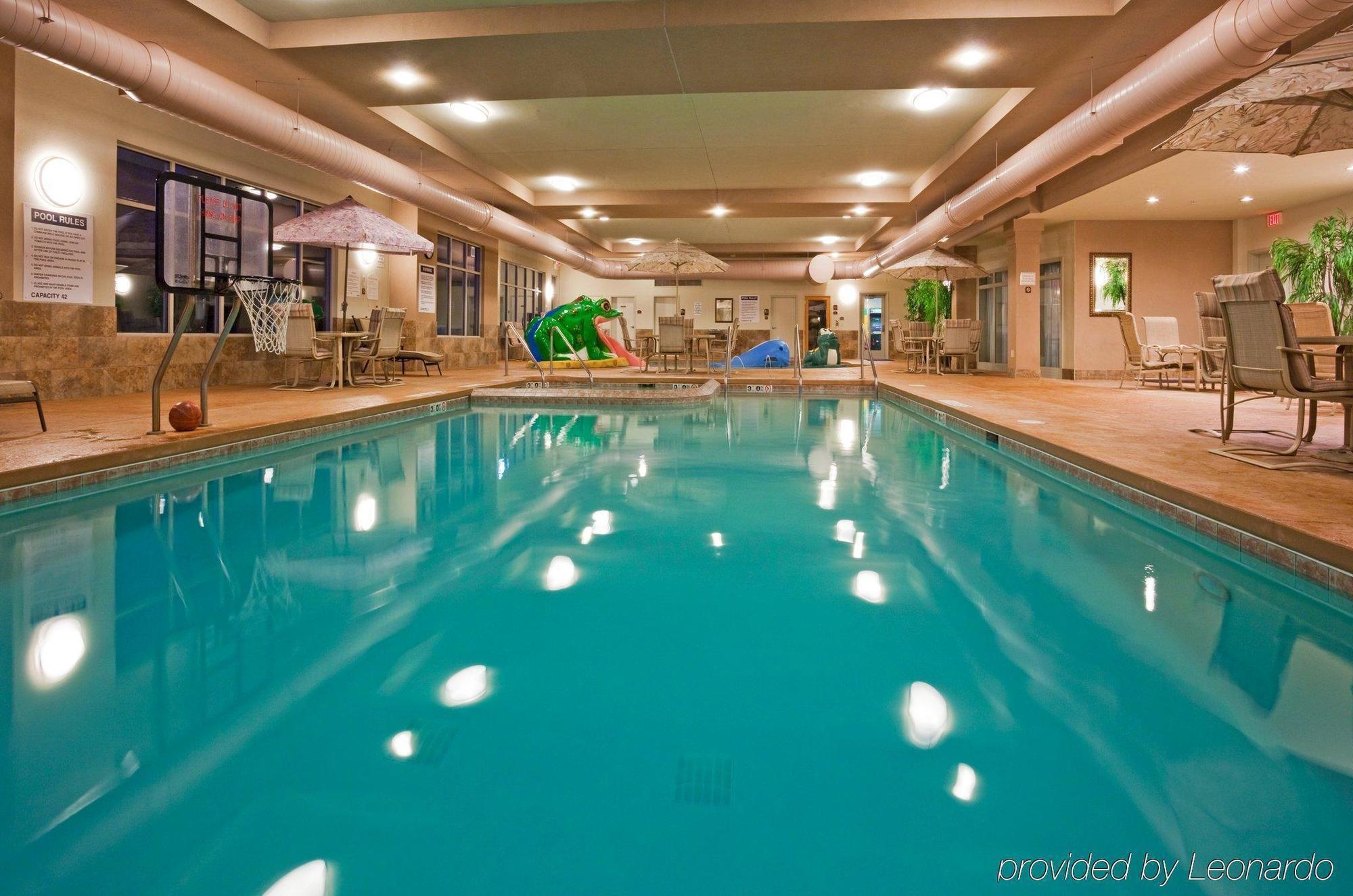 Holiday Inn Express & Suites Wausau By Ihg Weston Екстериор снимка