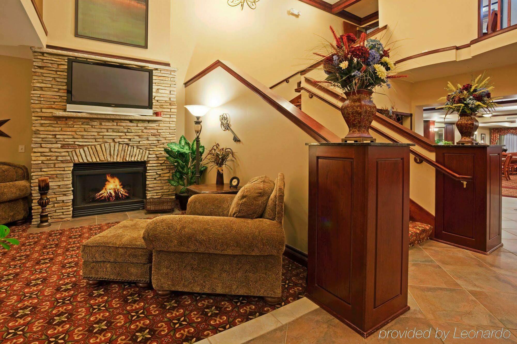Holiday Inn Express & Suites Wausau By Ihg Weston Екстериор снимка