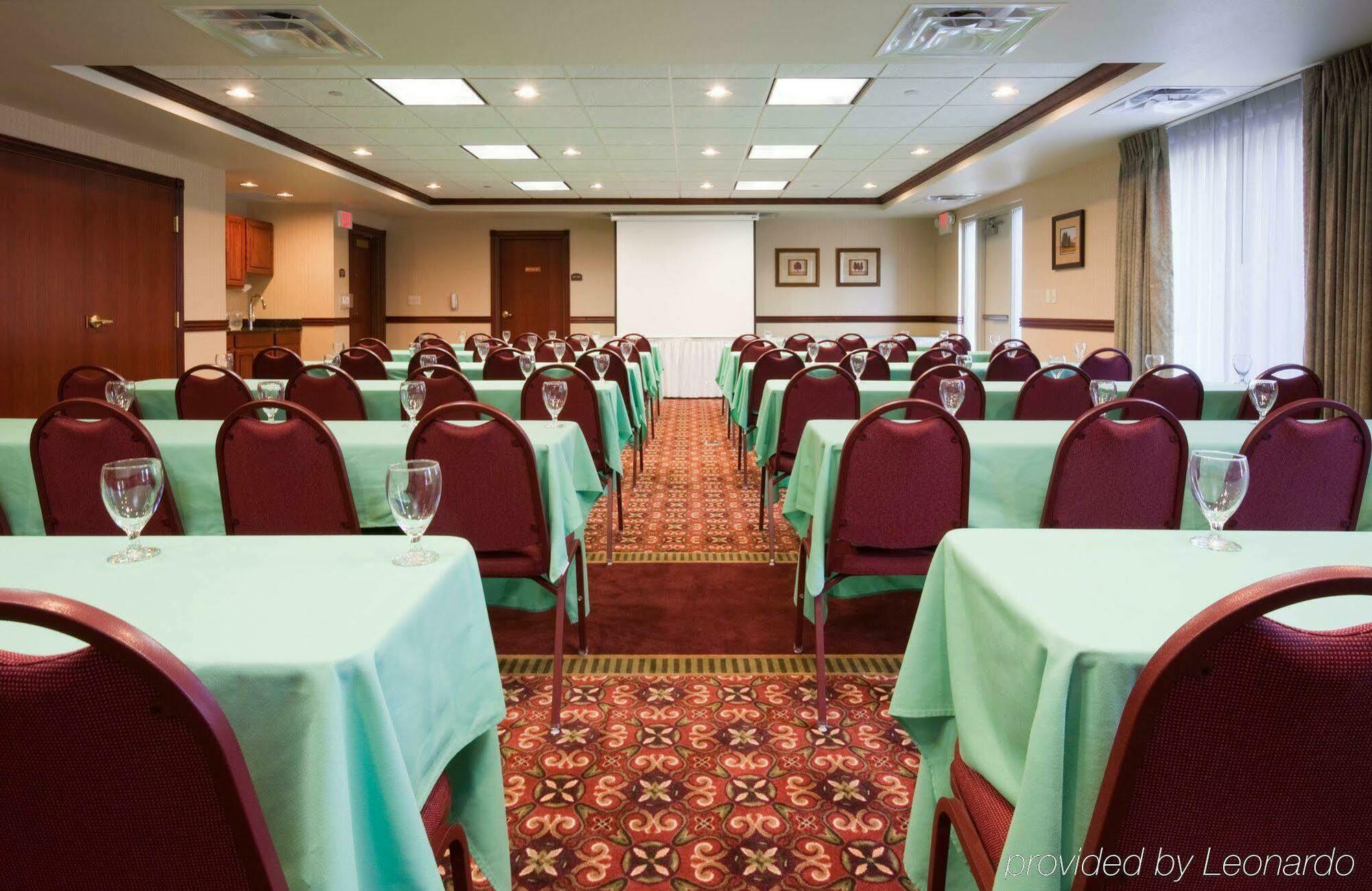 Holiday Inn Express & Suites Wausau By Ihg Weston Екстериор снимка